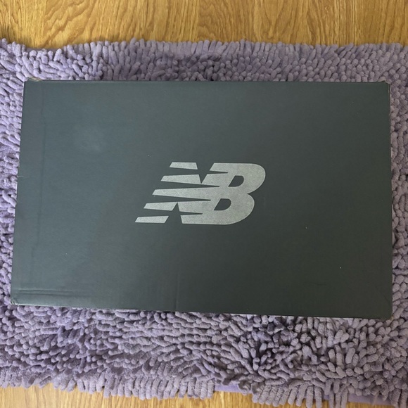 NIB white/grey reflective 480 new balances size 6.5 ! - Picture 2 of 7